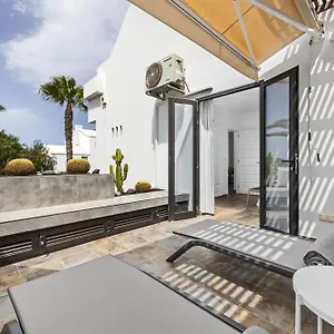 https://casahost-casa-caracola.in-canary-islands.com